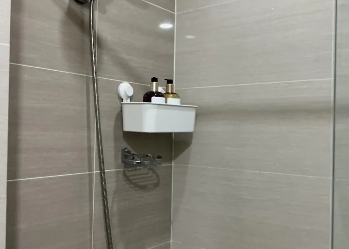 One Uptown Bgc 2-bed 1br Apartment