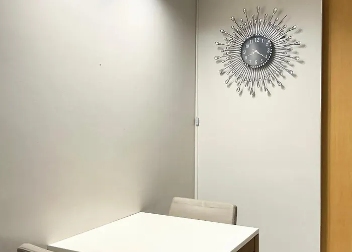 One Uptown Bgc 2-bed 1br Apartment
