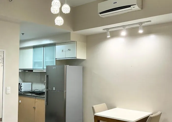 One Uptown Bgc 2-bed 1br Manila