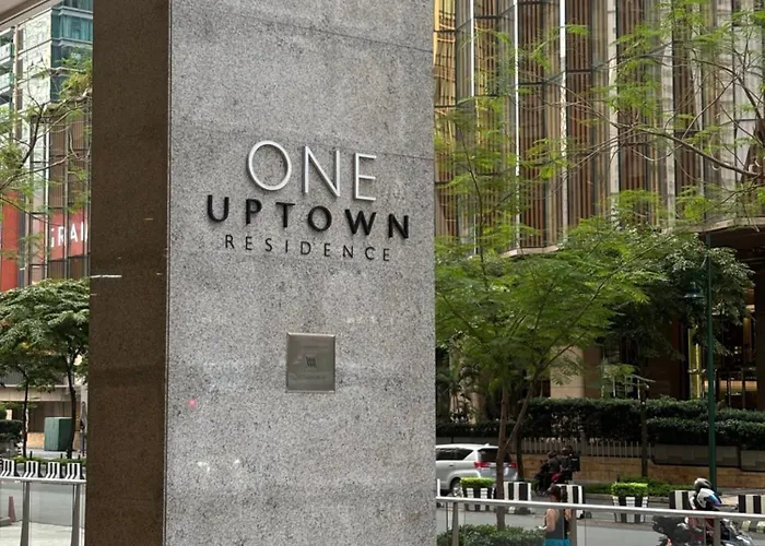 One Uptown Bgc 2-bed 1br Apartment