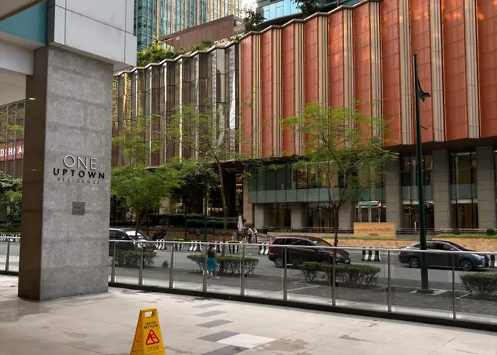 One Uptown Bgc 2-bed 1br Apartment *